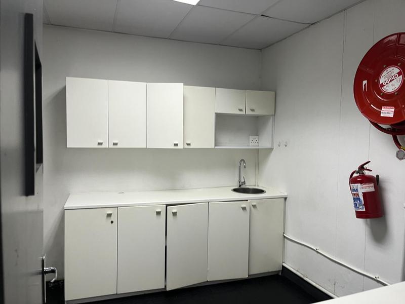 To Let Commercial Property for Rent in Montague Gardens Western Cape